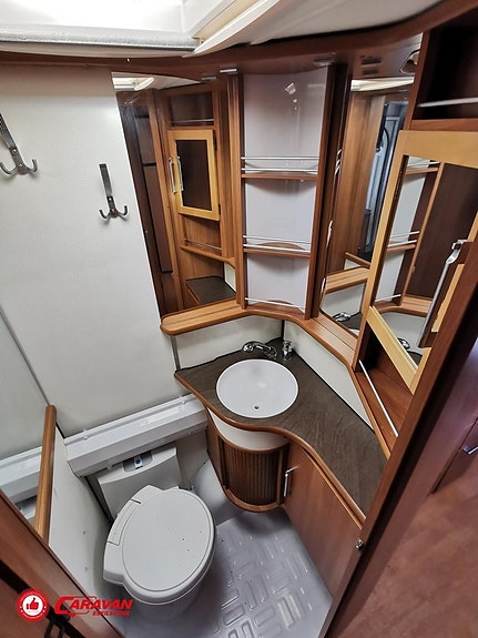 Kabe CLASSIC 560 GLE KS 18 of 23