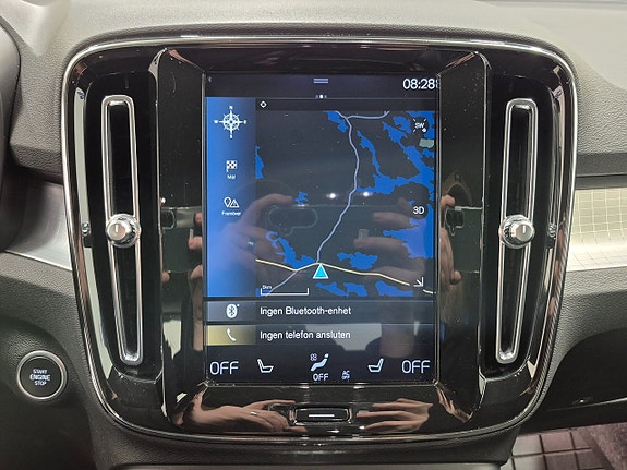 Volvo XC40 6 of 10