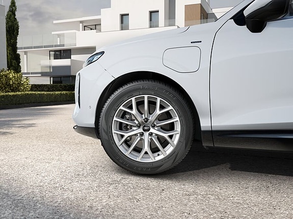 Audi Q3 5 of 5