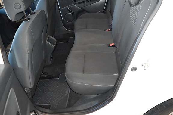 Renault Megane 20 of 22
