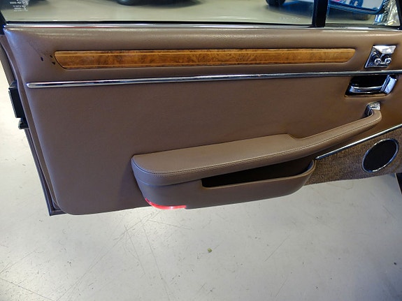 Jaguar XJS 14 of 21