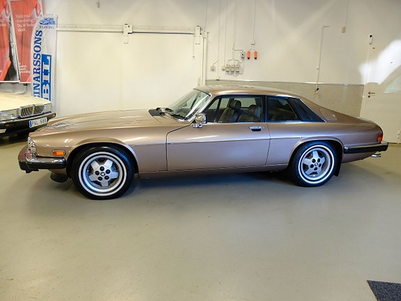 Jaguar XJS 3 of 21