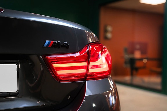 BMW M4 11 of 27