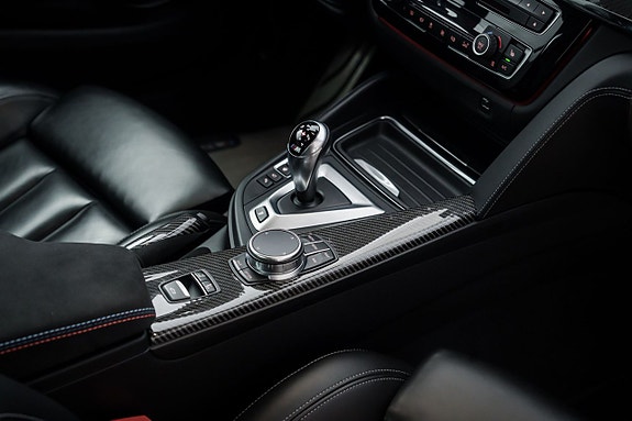 BMW M4 25 of 27