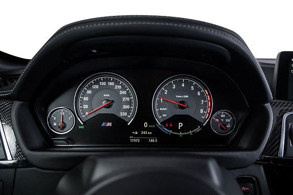 BMW M4 15 of 27