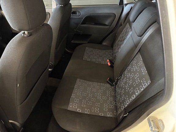 Ford Fiesta 6 of 6