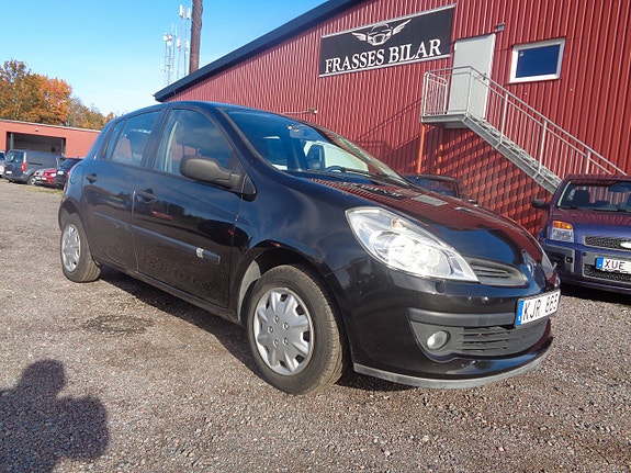 Renault Clio 6 of 16