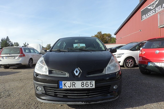 Renault Clio 6 of 18