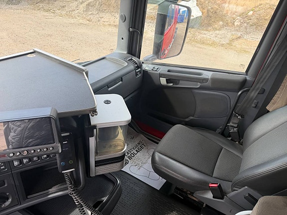 Scania R520 8x4 | Lastväxlare | Euro 6 | V8 8 of 8