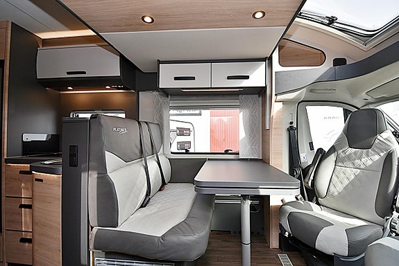Knaus 700 MEG L!VE WAVE Platinum Selection Långbäddar 9 of 27