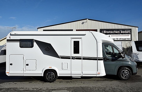 Knaus 700 MEG L!VE WAVE Platinum Selection Långbäddar 4 of 27