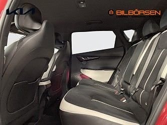 Kia EV6 8 of 10