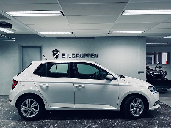 Skoda Fabia 3 of 5