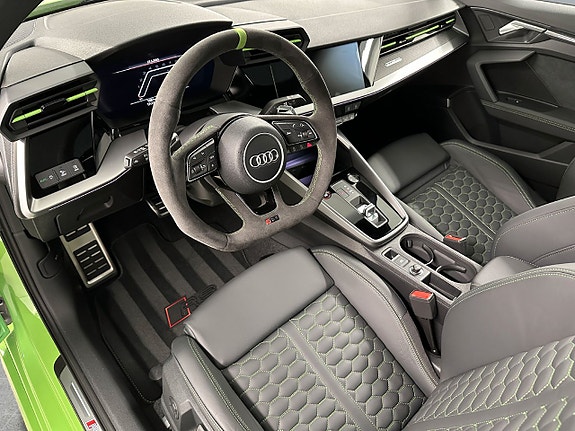 Audi RS3 4 of 5