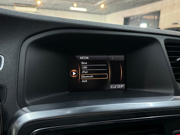 Volvo V60 11 of 15
