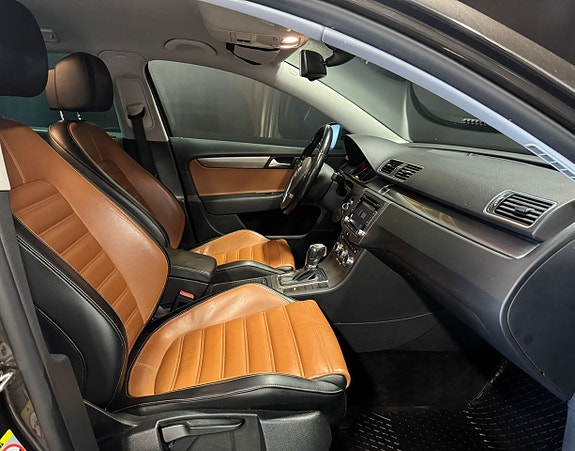 Volkswagen Passat 20 of 22