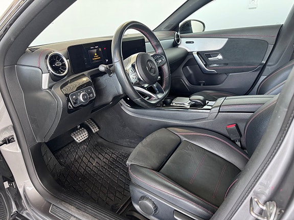 Mercedes-Benz CLA200 8 of 19