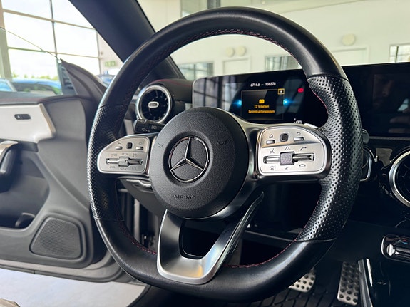 Mercedes-Benz CLA200 12 of 19