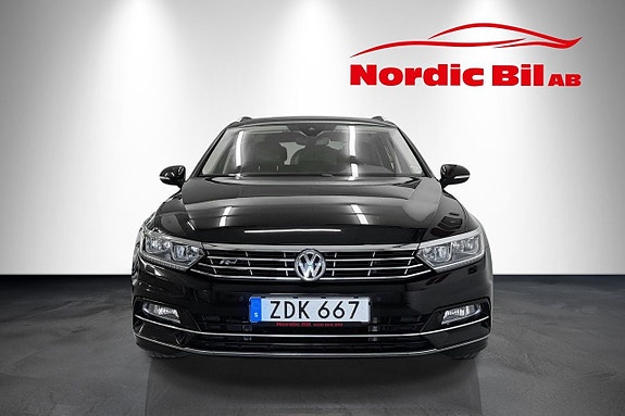 Volkswagen Passat 2 of 5