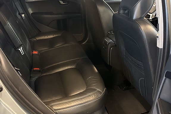 Volvo V70 11 of 11