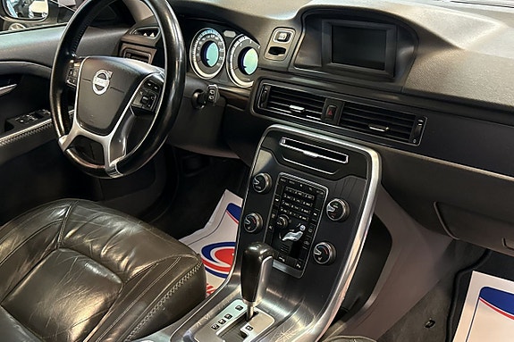 Volvo V70 9 of 11