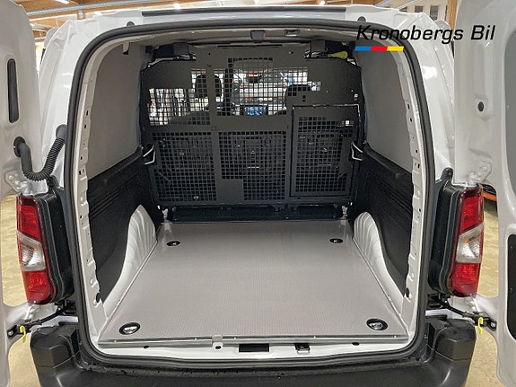 Peugeot Partner 14 of 18