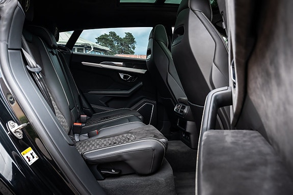 Lamborghini Urus 19 of 28