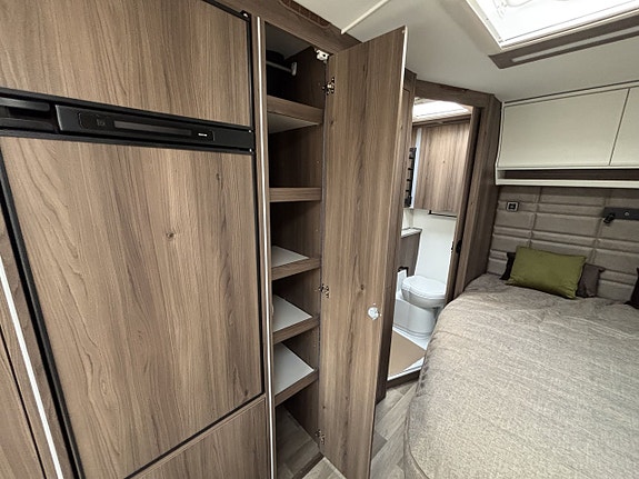 Kabe SMARAGD 520 XL KS 15 of 18
