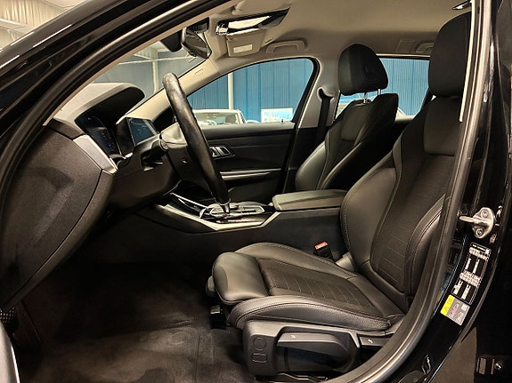 BMW 330e 15 of 28