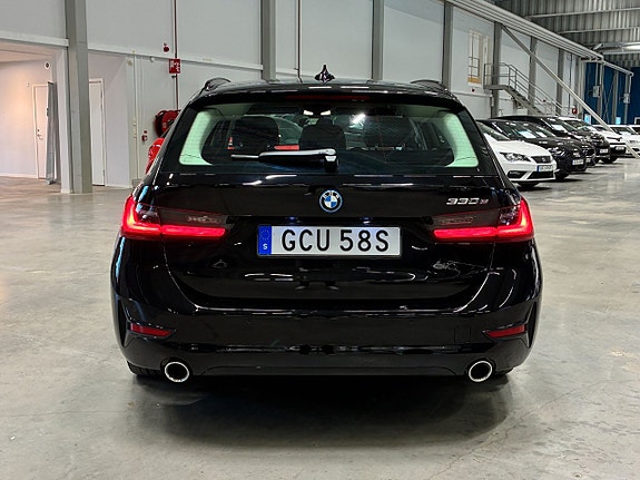 BMW 330e 6 of 28
