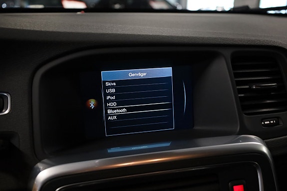 Volvo S60 15 of 17