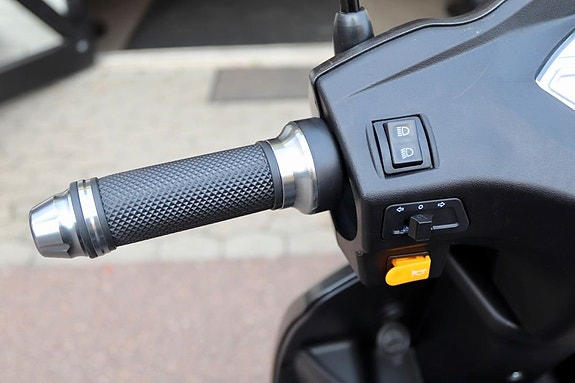 MOTO CR e-Life ELDRIVEN NYHET 15 km/h eller 25 km/h 11 of 12