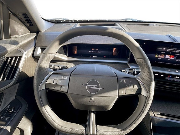 Opel Grandland 16 of 18