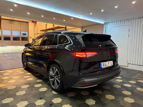Skoda Enyaq 4 of 5