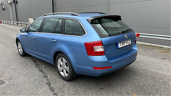Skoda Octavia 4 of 5