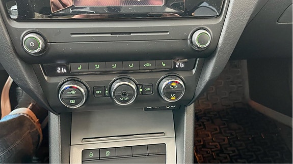 Skoda Octavia 9 of 11