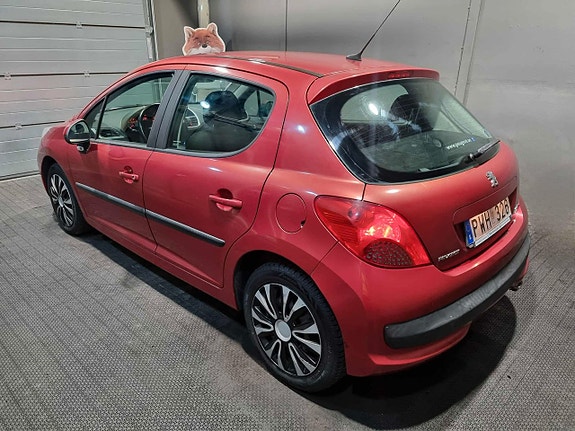 Peugeot 207 3 of 5