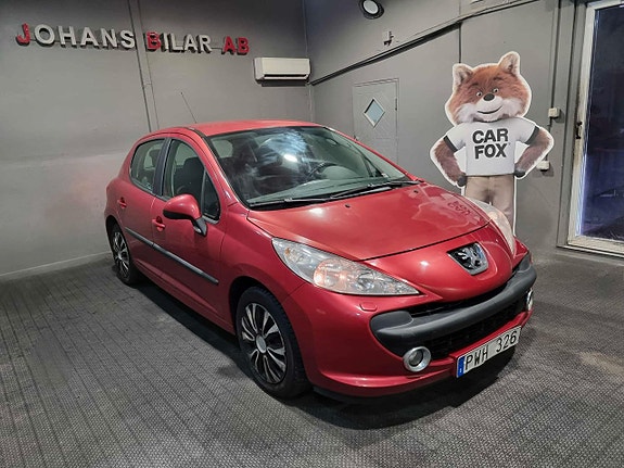 Peugeot 207 2 of 5