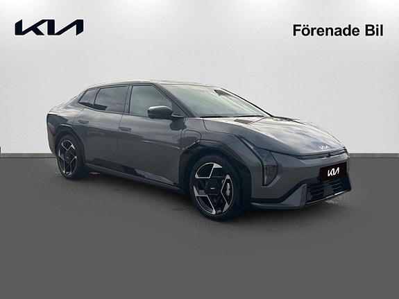 Kia EV4 3 of 5