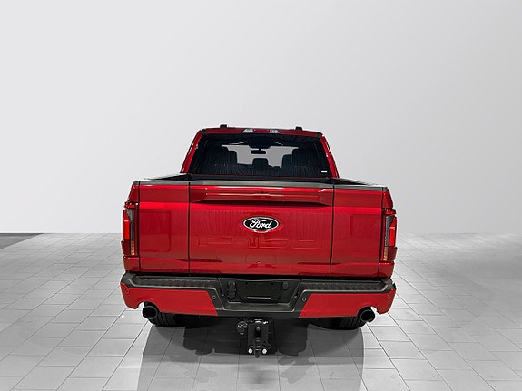 Ford F-150 4 of 5