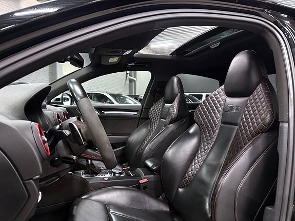 Audi RS3 10 of 22