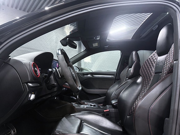 Audi RS3 9 of 22