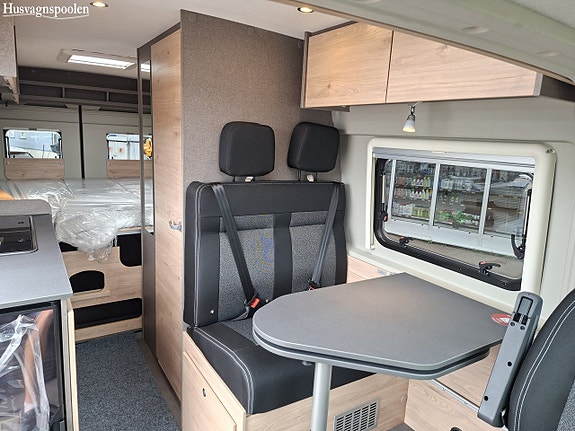 Dethleffs Globetrail 640 ES Active Automat Expedition Grey 8 of 21