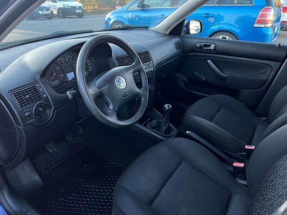Volkswagen Golf-Serie 5 of 13