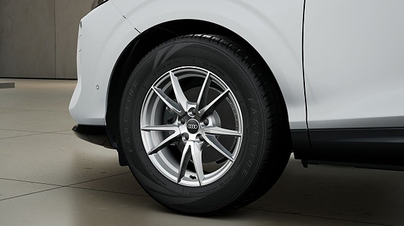 Audi Q3 5 of 5
