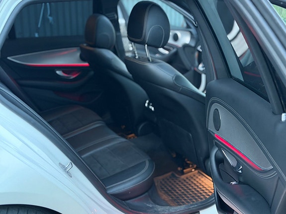 Mercedes-Benz E220 8 of 10