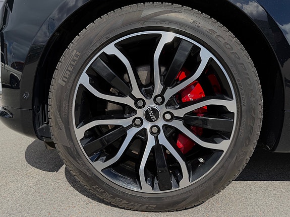 Land Rover Range Rover Sport 7 of 18