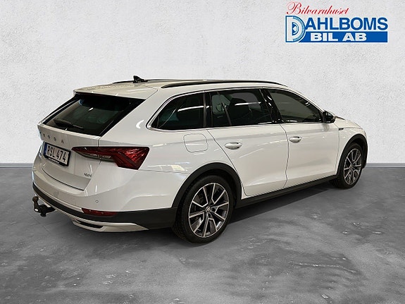 Skoda Octavia Scout 5 of 20