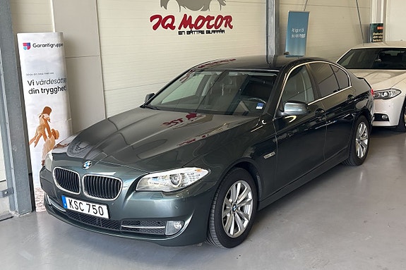 BMW 520 2 of 5