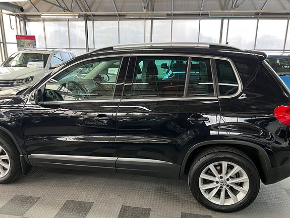 Volkswagen Tiguan 4 of 5
